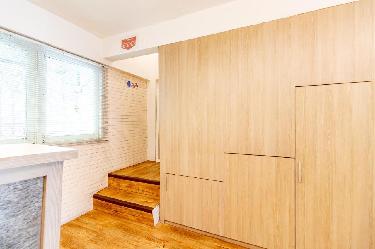 Ze Residence Bang Aor Station Бангкок Екстер'єр фото