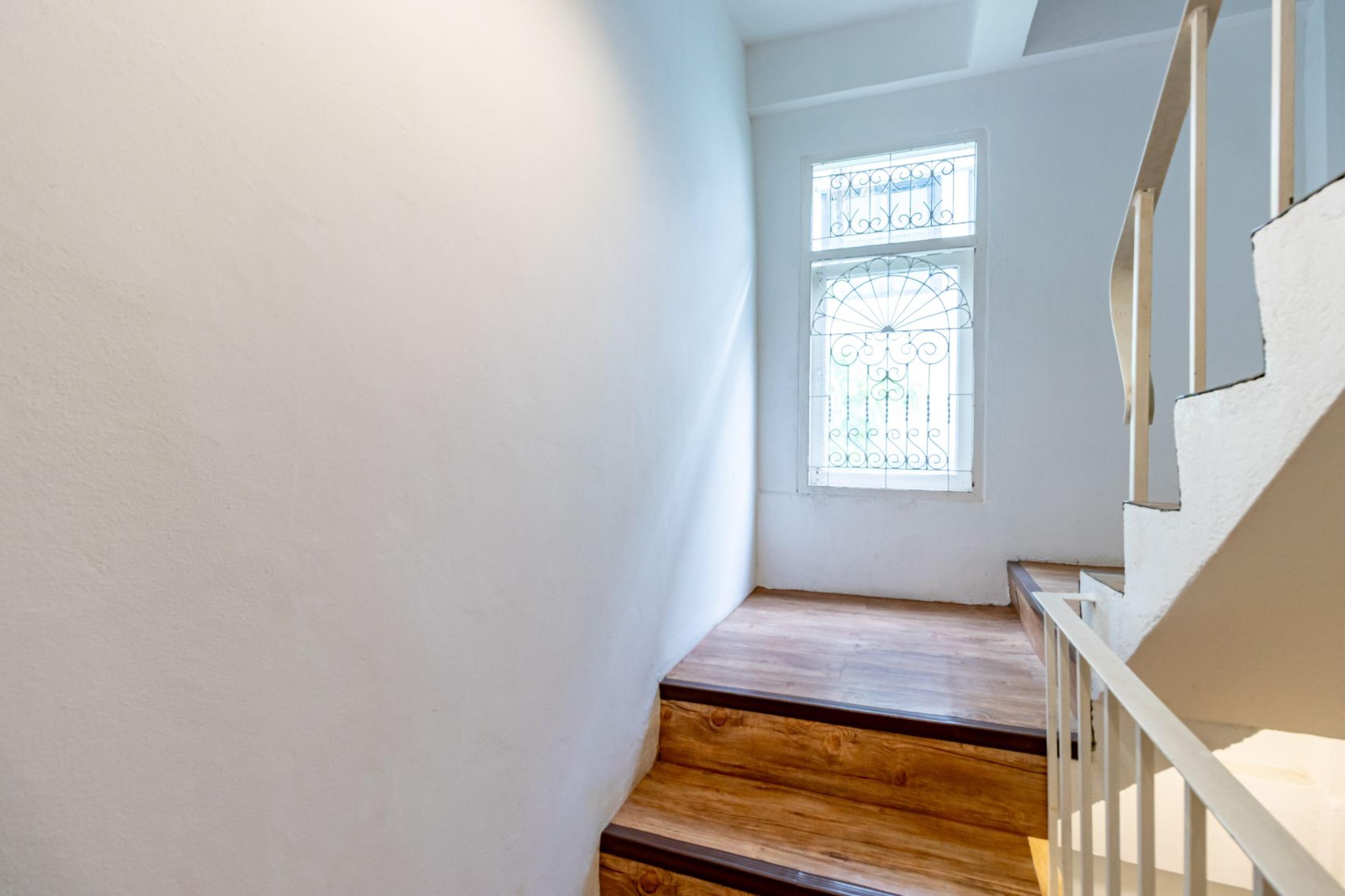 Ze Residence Bang Aor Station Бангкок Екстер'єр фото